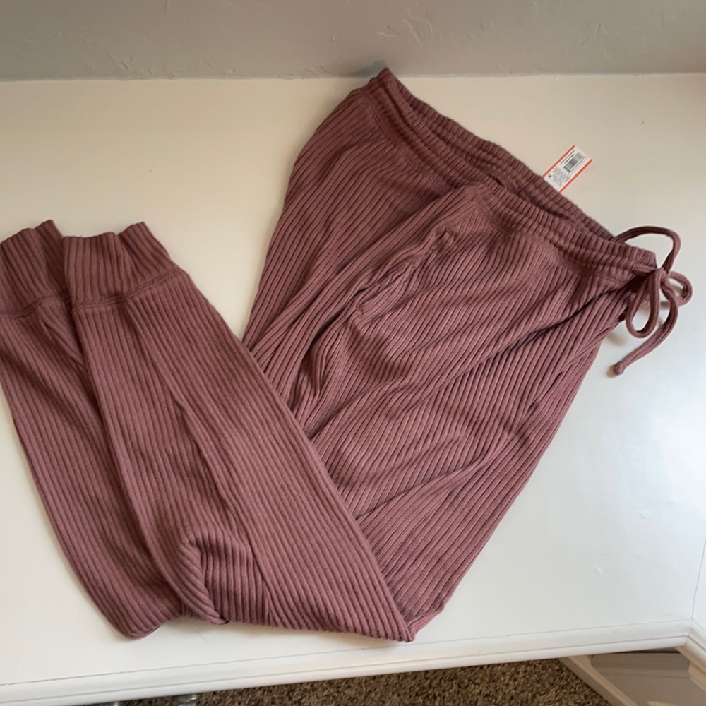 Mauve cozy soft joggers with draw string